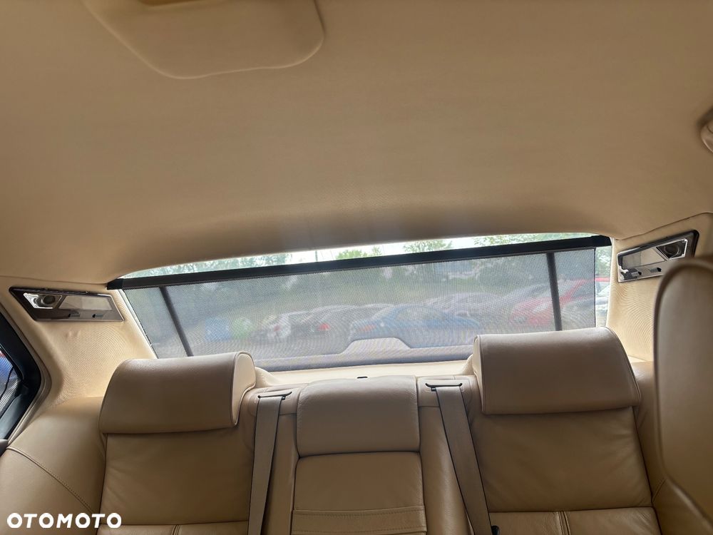 BMW Seria 7 735i - 18