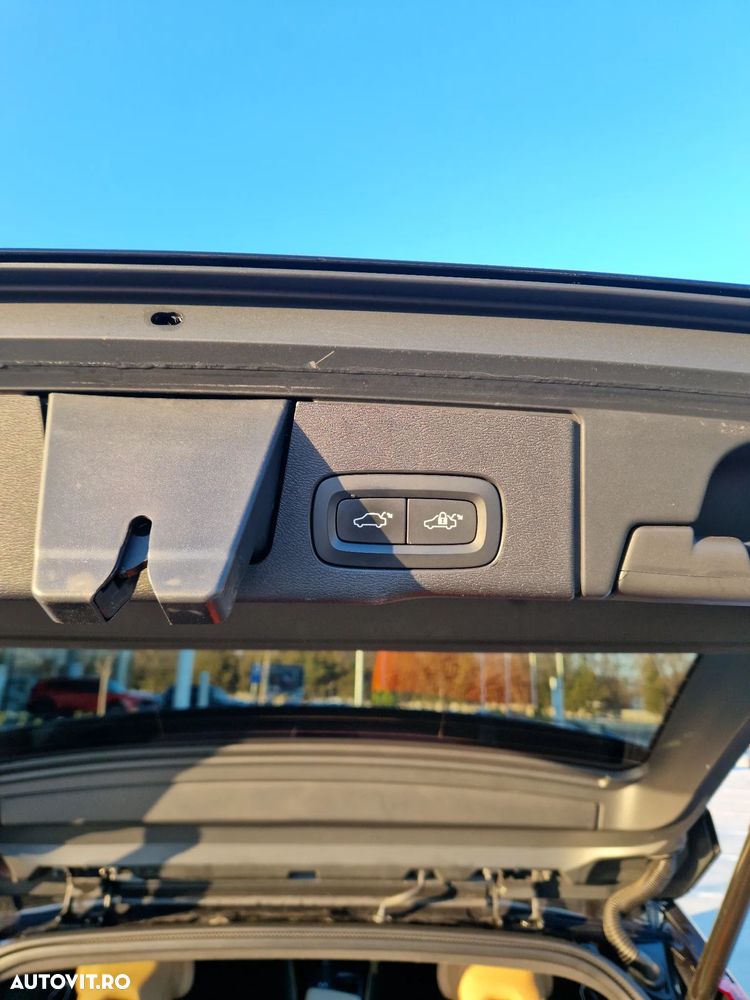 Volvo XC 60 B4 D AWD Geartronic Inscription - 7