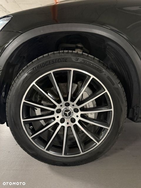 Mercedes-Benz GLC 300 4-Matic - 22