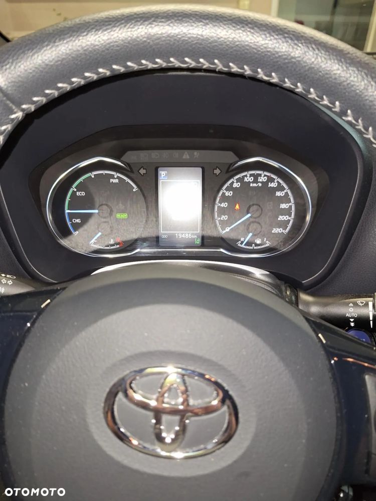 Toyota Yaris Hybrid 100 Selection Pure - 5