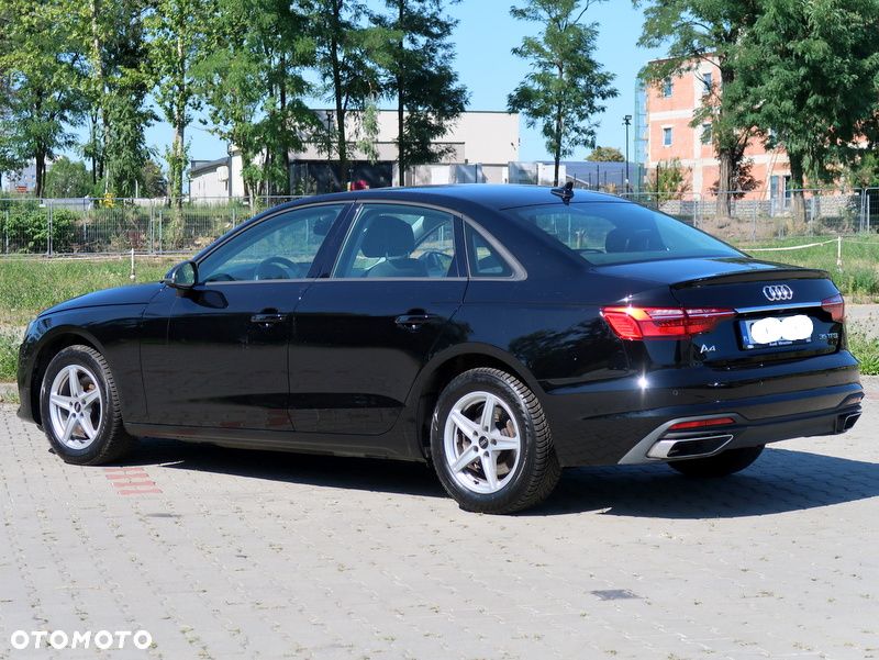 Audi A4 Limousine 35 TFSI mHEV Advanced S tronic - 4