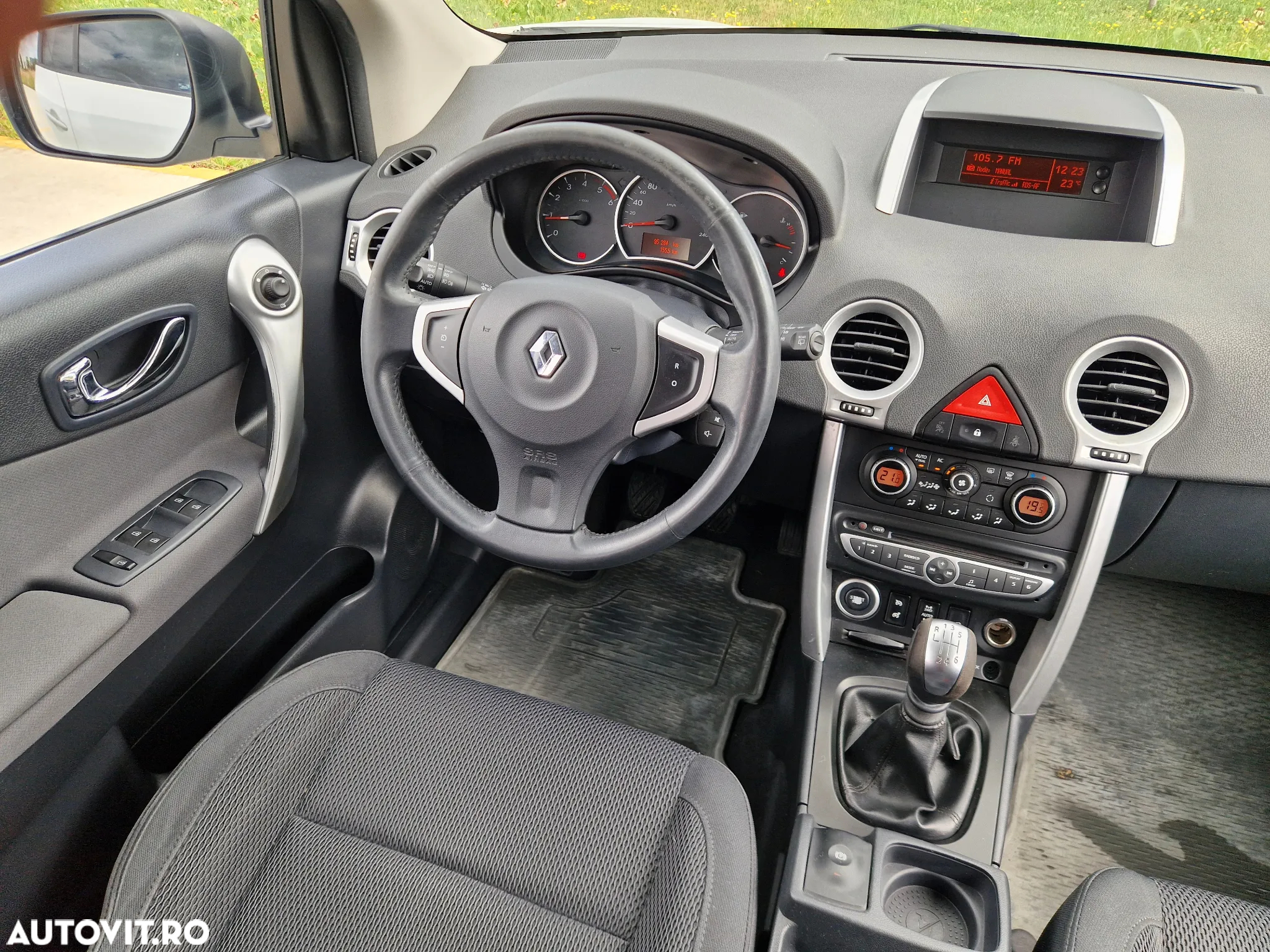 Renault Koleos 2.0 dCI 4X4 Privilege - 10