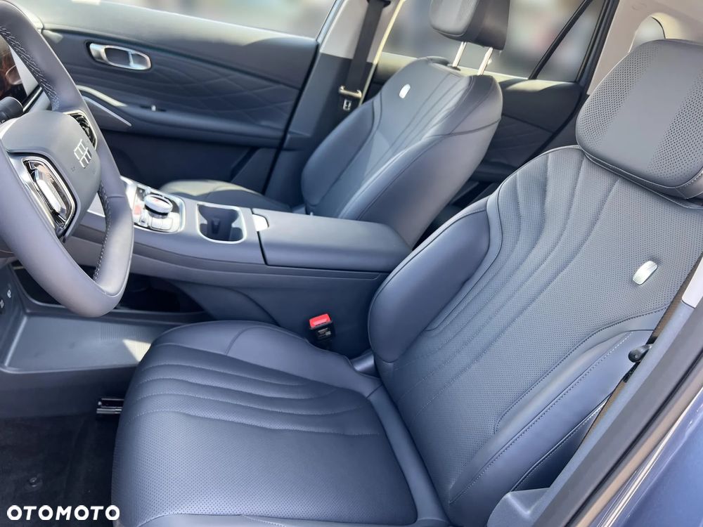 Geely Starray EM-i 1.5 PHEV Max - 14