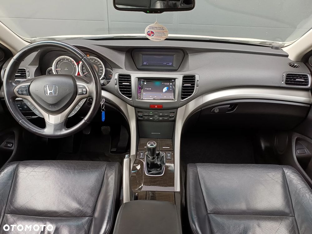 Honda Accord 2.0 Elegance Advantage - 13