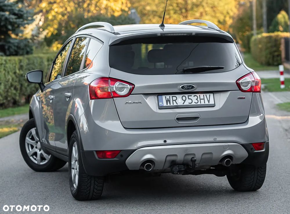 Ford Kuga - 8