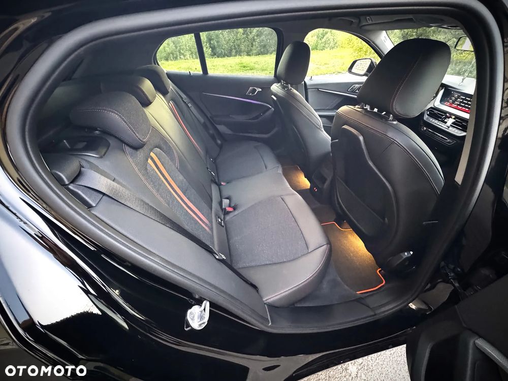 BMW Seria 1 118i Sport Line - 23