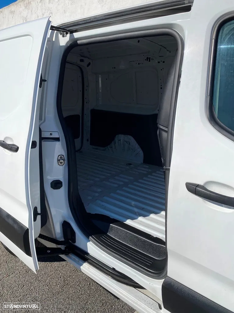 Peugeot Partner Longa 3 Lugares 1.5 BlueHdi - 18
