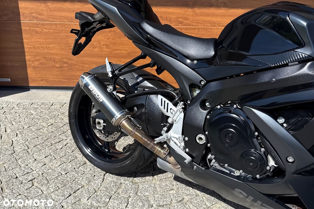 Suzuki GSX-R - 8