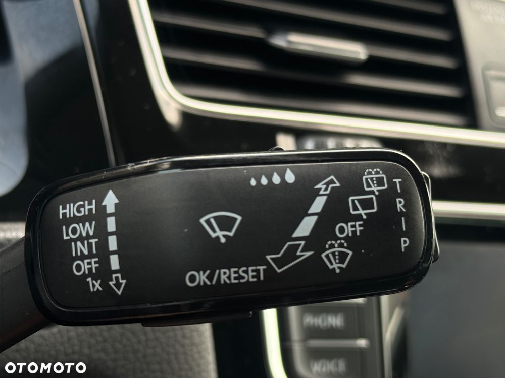 Volkswagen Golf 1.6 TDI BlueMotion Technology DSG Cup - 20