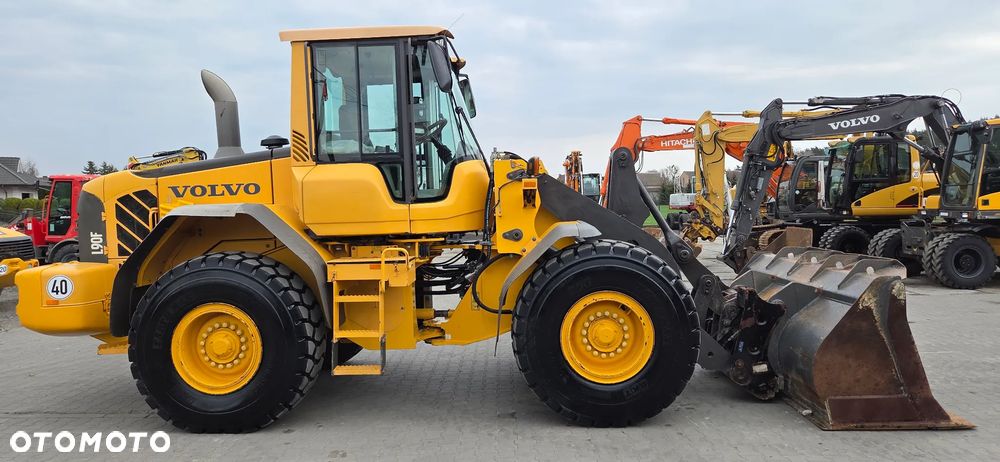 Volvo <<Volvo L90F, tylko 9400Mtg oryginał! Serwis Volvo Niemcy! Waga! sprowadzona>> - 5