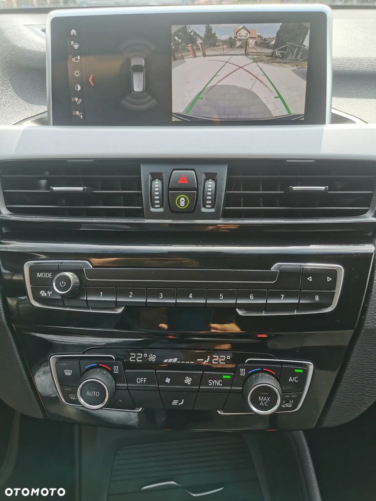 BMW X1 sDrive16d - 14