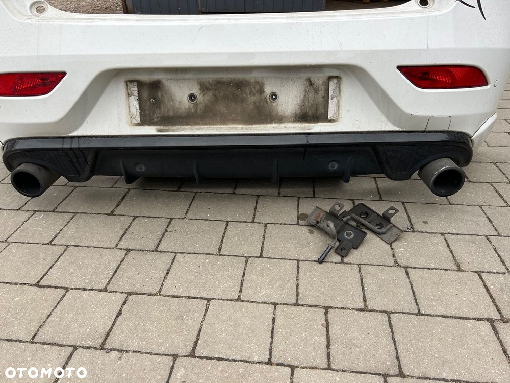 Volvo v-40 II R-Design zderzak tył tylny wydech układ wydechowy komplet 2012- - 2