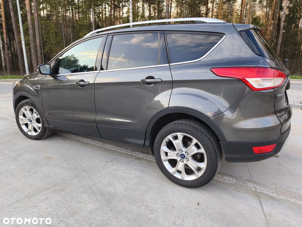 Ford Kuga 2.0 TDCi FWD Titanium - 11