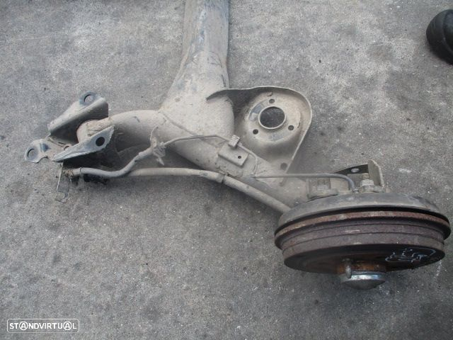 Eixo 46529035 FIAT PUNTO 2001 1.2 60CV 3P PRETO TRAS CUBOS COMPLETO - 2