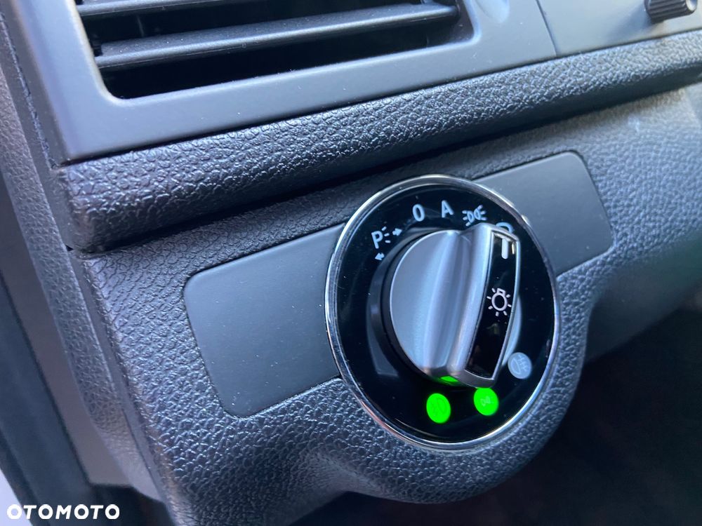 Mercedes-Benz Klasa C 280 4Matic 7G-TRONIC Avantgarde - 20