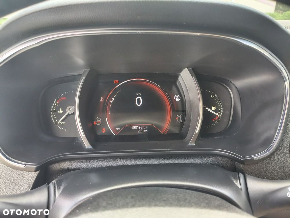 Renault Megane ENERGY TCe 130 BUSINESS - 16