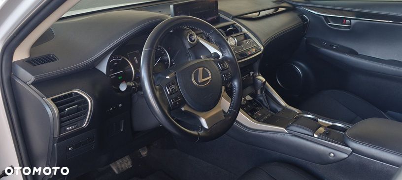 Lexus NX 300h Elegance AWD - 2