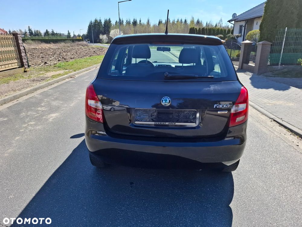 Skoda Fabia 1.2 HTP Active - 11