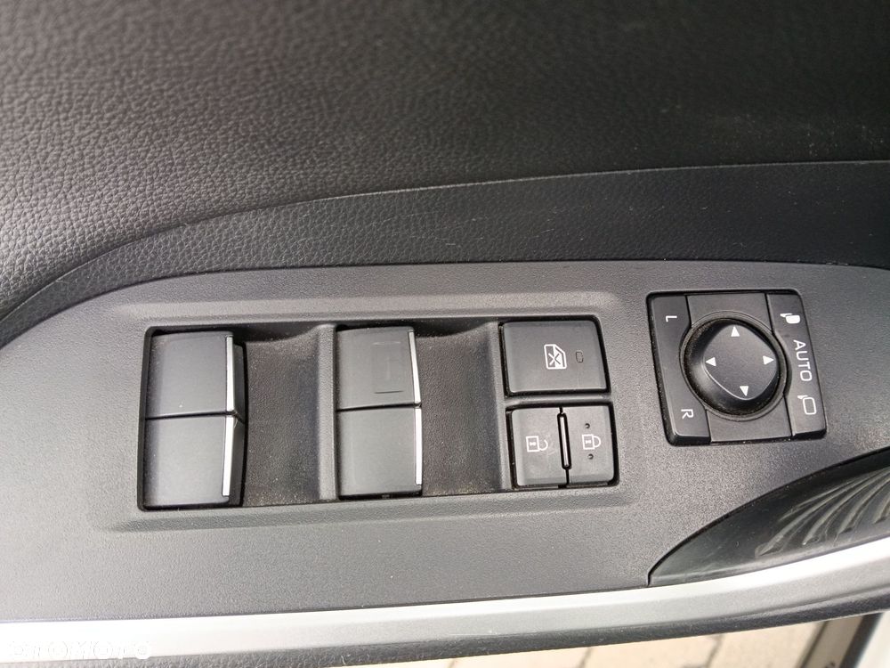 Toyota RAV4 2.5 Hybrid Comfort 4x2 - 17