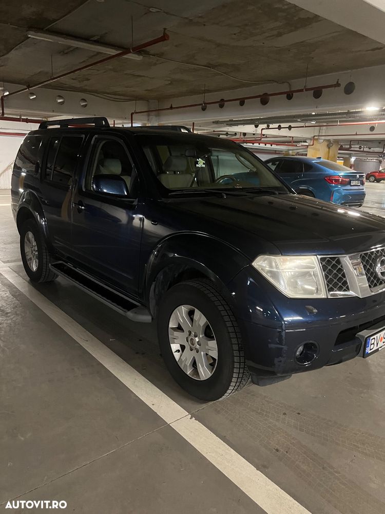 Nissan Pathfinder - 9