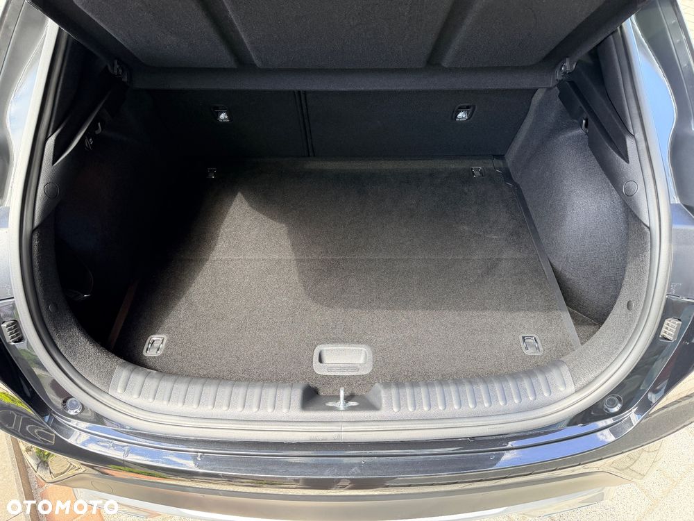 Kia XCeed 1.5 T-GDI M - 25
