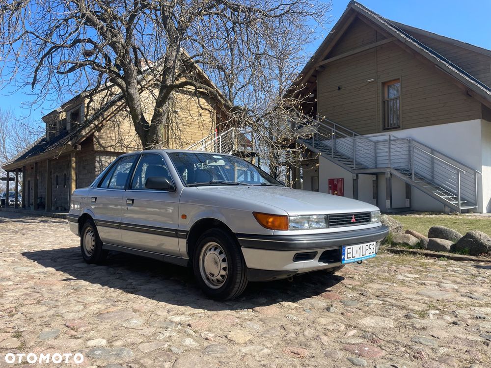 Mitsubishi Lancer 1991 photo 2