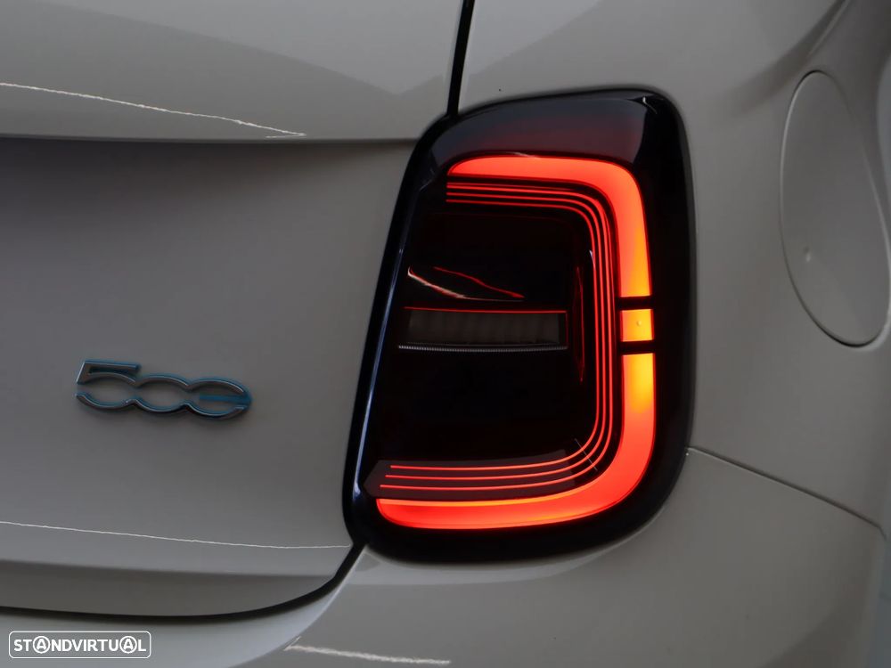 Fiat 500e 42kWh ICON - 10