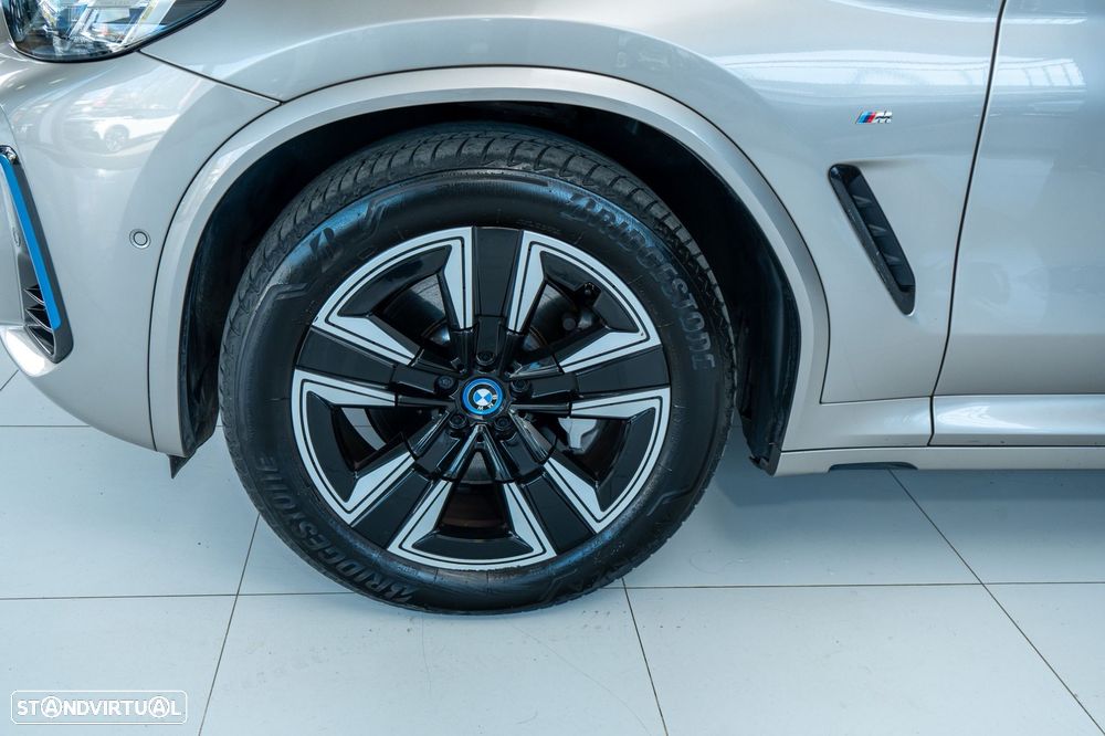 BMW iX3 M Sport Inspiring - 46