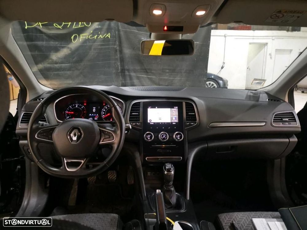 Renault Mégane 1.5 Blue dCi Limited - 6