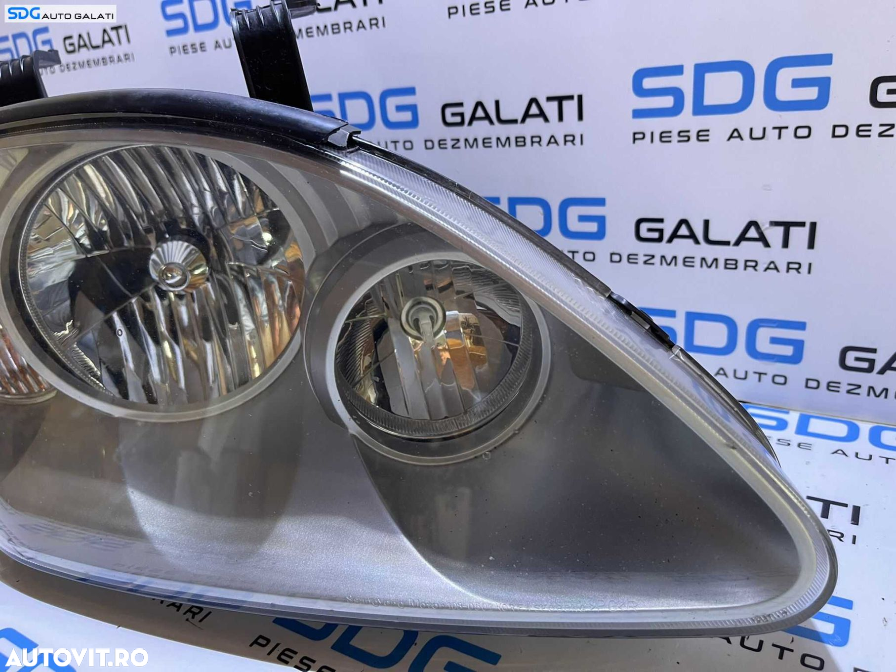 Far Dreapta Halogen SsangYong Rodius 2004 - 2012 [L2150] - 2