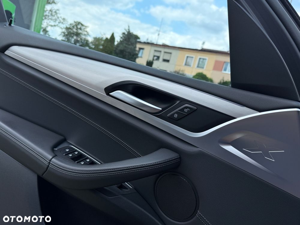 BMW X3 sDrive18d xLine - 19