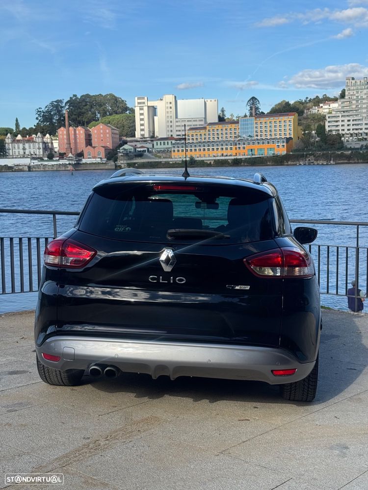 Renault Clio - 6