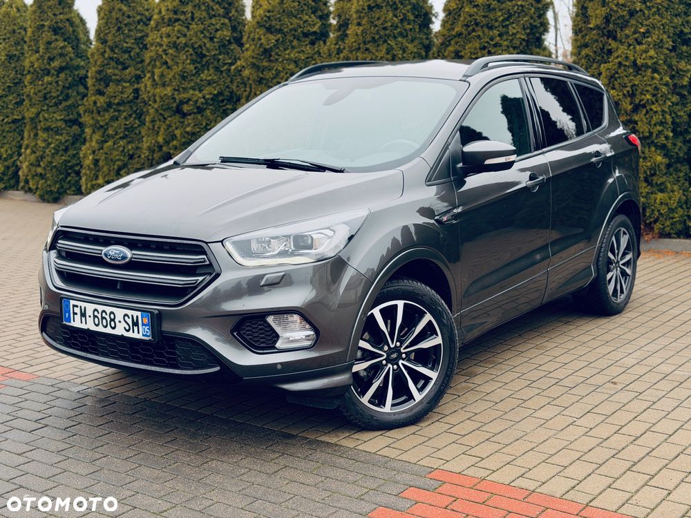 Ford Kuga 1.5 EcoBoost 2x4 ST-Line - 14