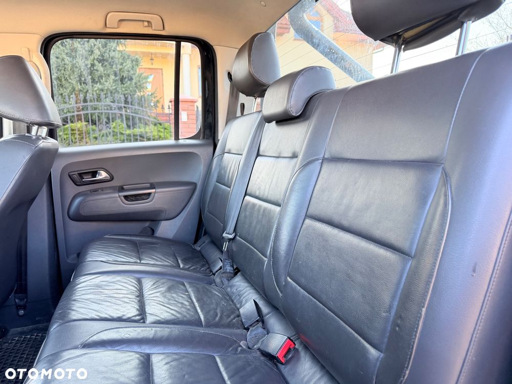 Volkswagen Amarok - 14