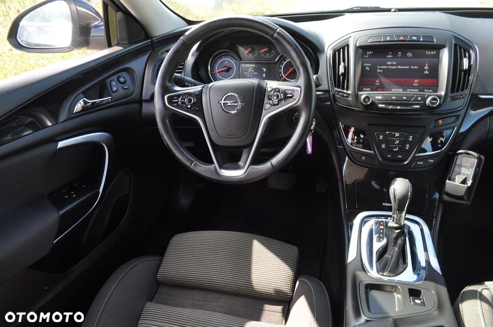 Opel Insignia - 11