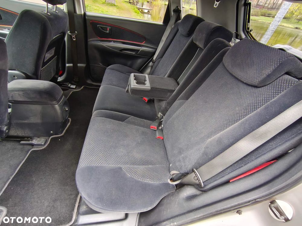 Hyundai Tucson 2.0 Comfort 2WD - 19