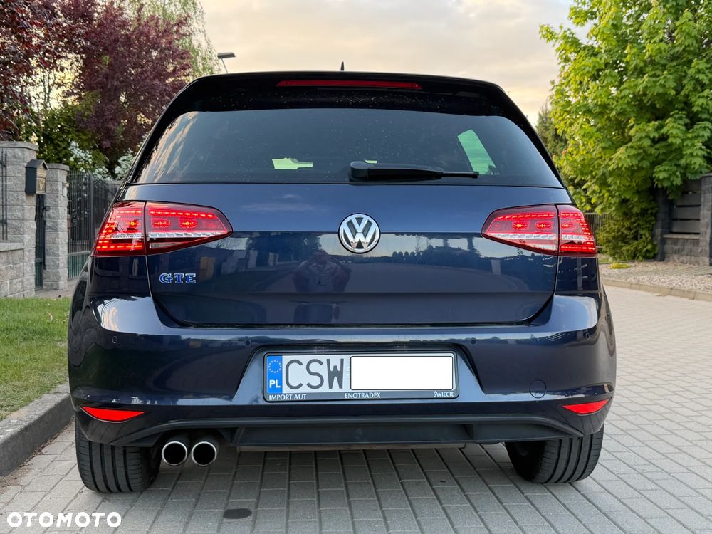 Volkswagen Golf - 24