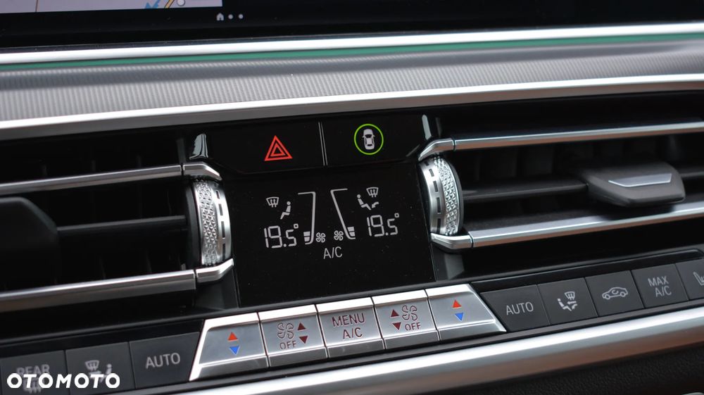 BMW X5 xDrive40i - 34