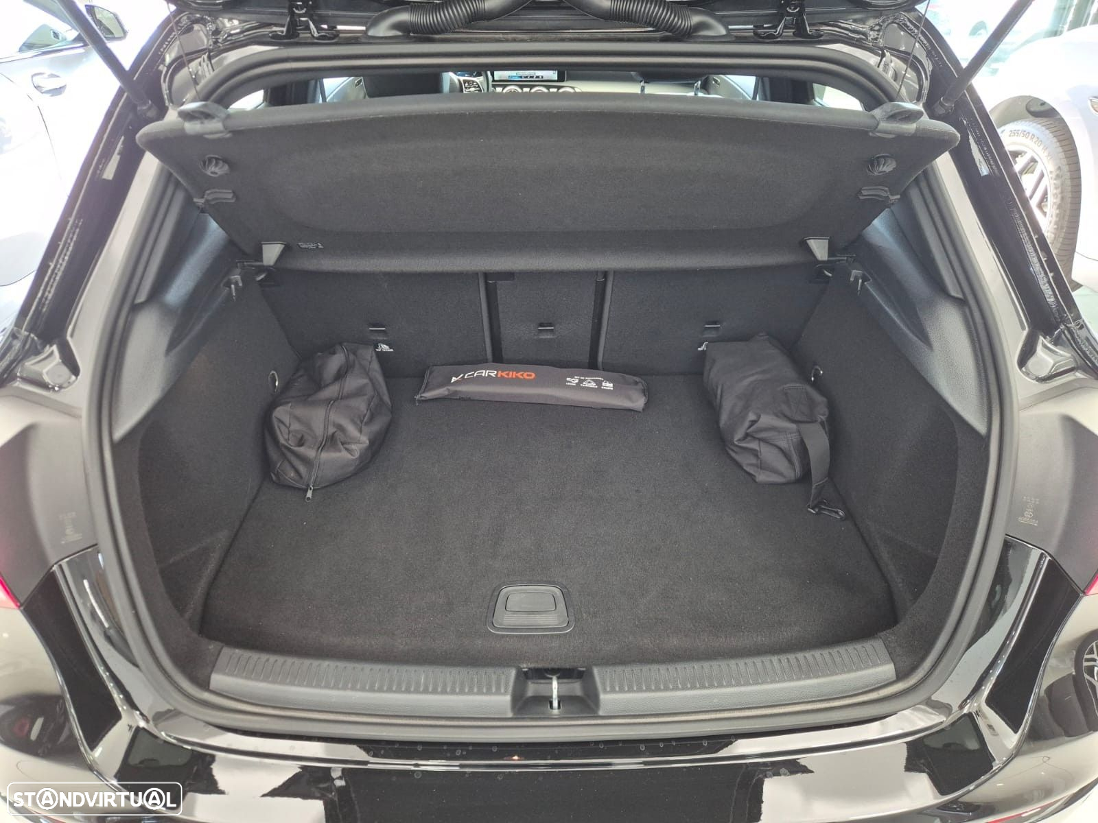 Mercedes-Benz A 250 e Progressive - 17