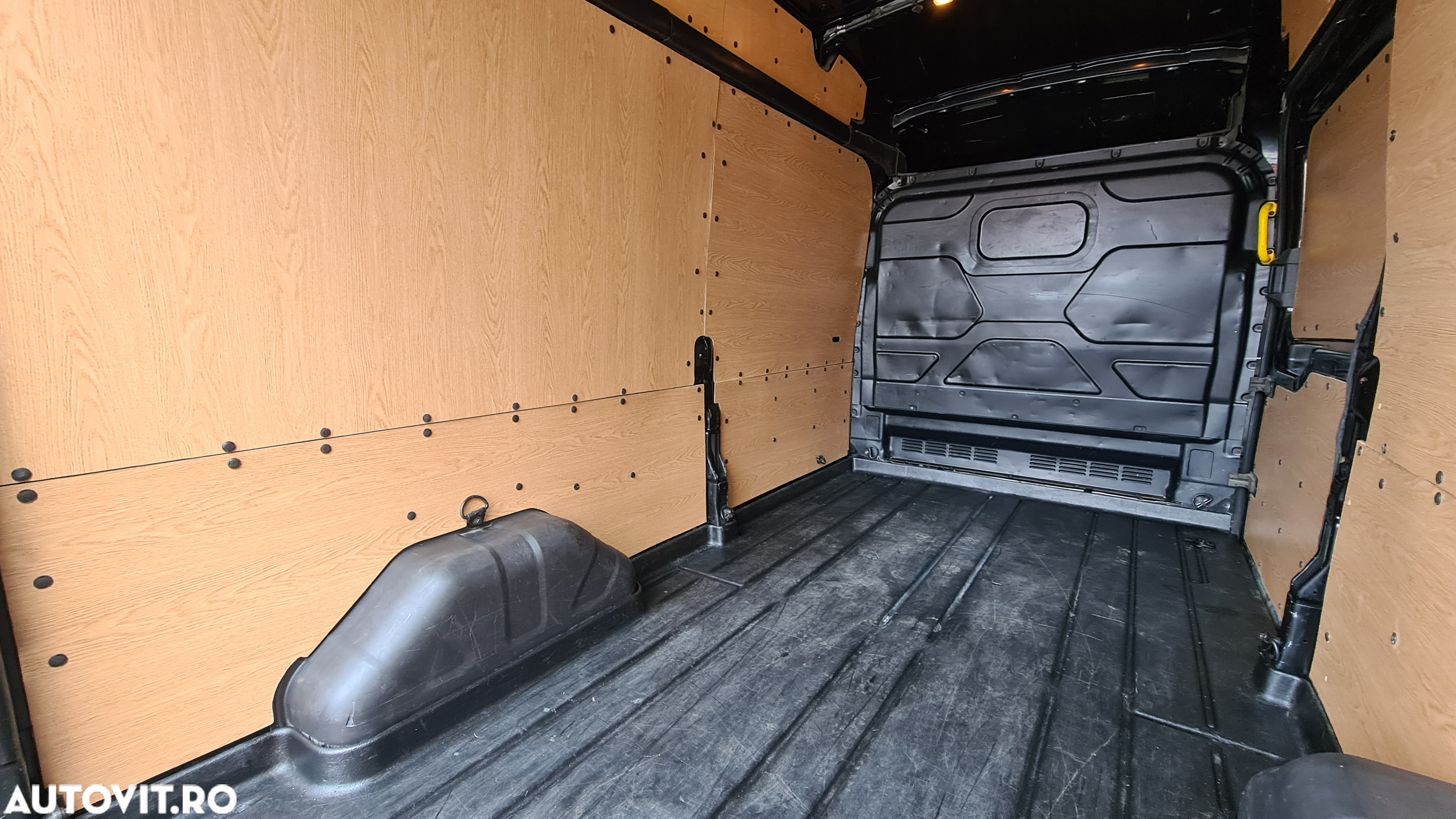 Ford transit - 13
