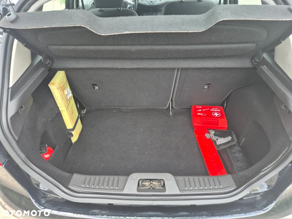 Ford Fiesta 1.25 Ambiente - 12