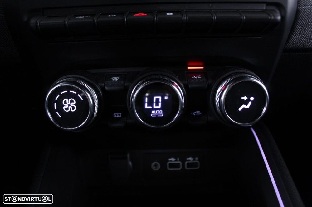 Renault Clio 1.0 TCe Techno - 29