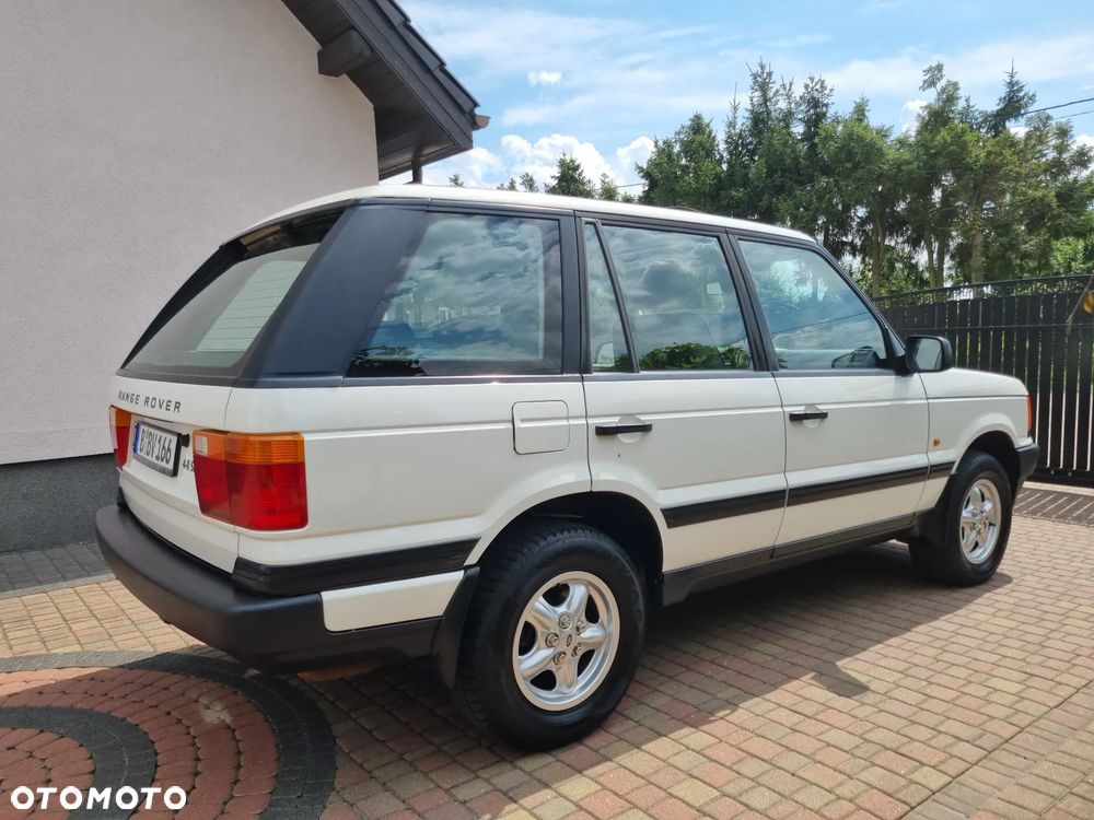 Land Rover Range Rover - 30