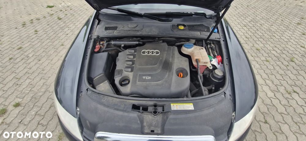 Audi A6 Avant - 16