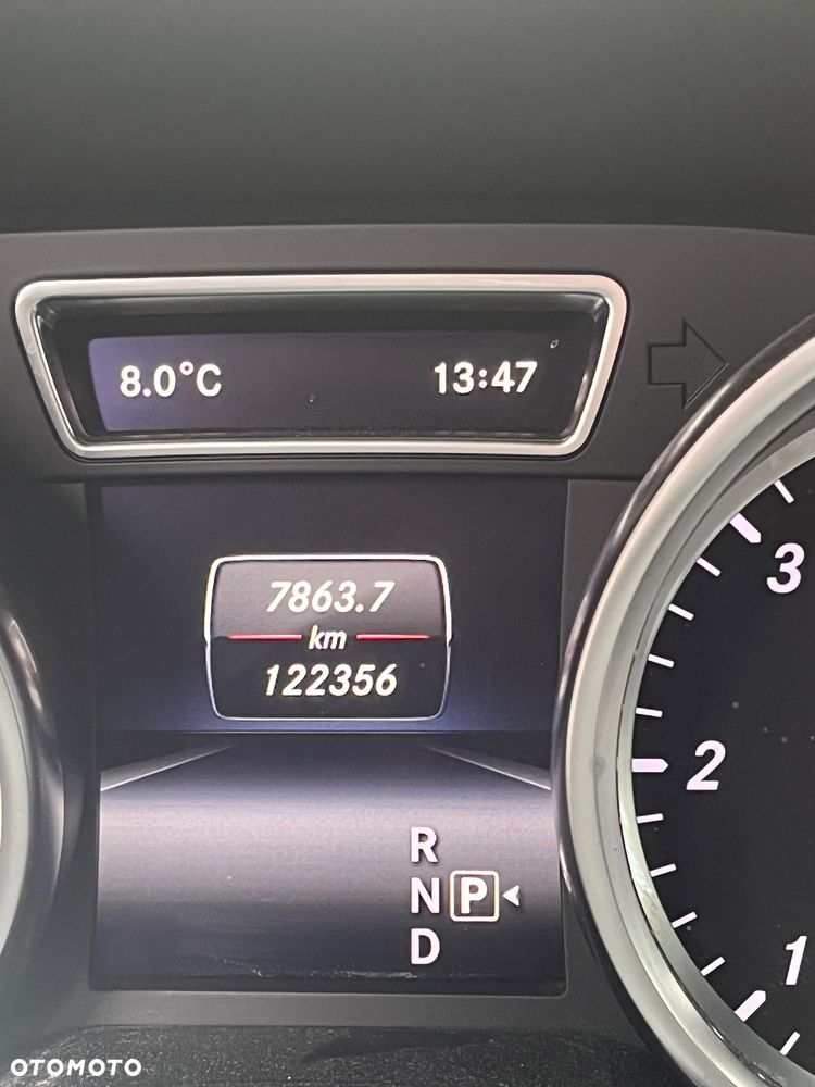 Mercedes-Benz ML - 8