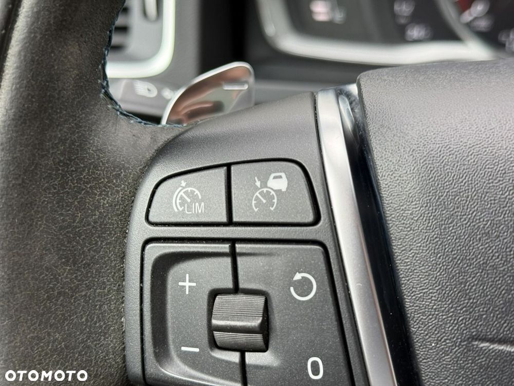 Volvo V60 T6 AWD Polestar - 32