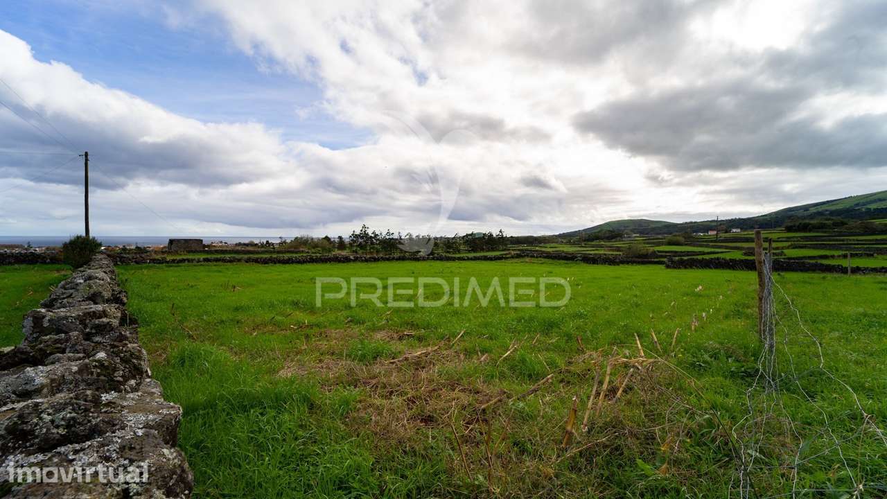 Terreno Urbano à Venda – Santa Cruz, Praia da Vitória, Ilha Terceira - Grande imagem: 4/7