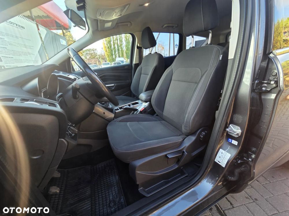 Ford Kuga 1.5 EcoBoost 2x4 Cool & Connect - 24