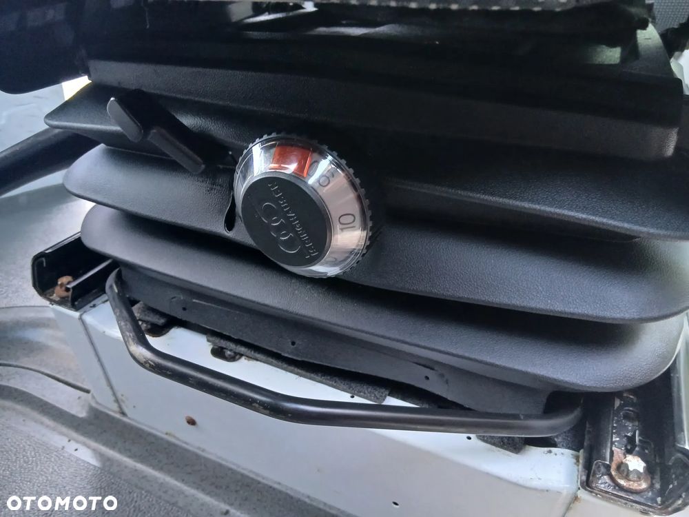 Mercedes-Benz Sprinter - 39