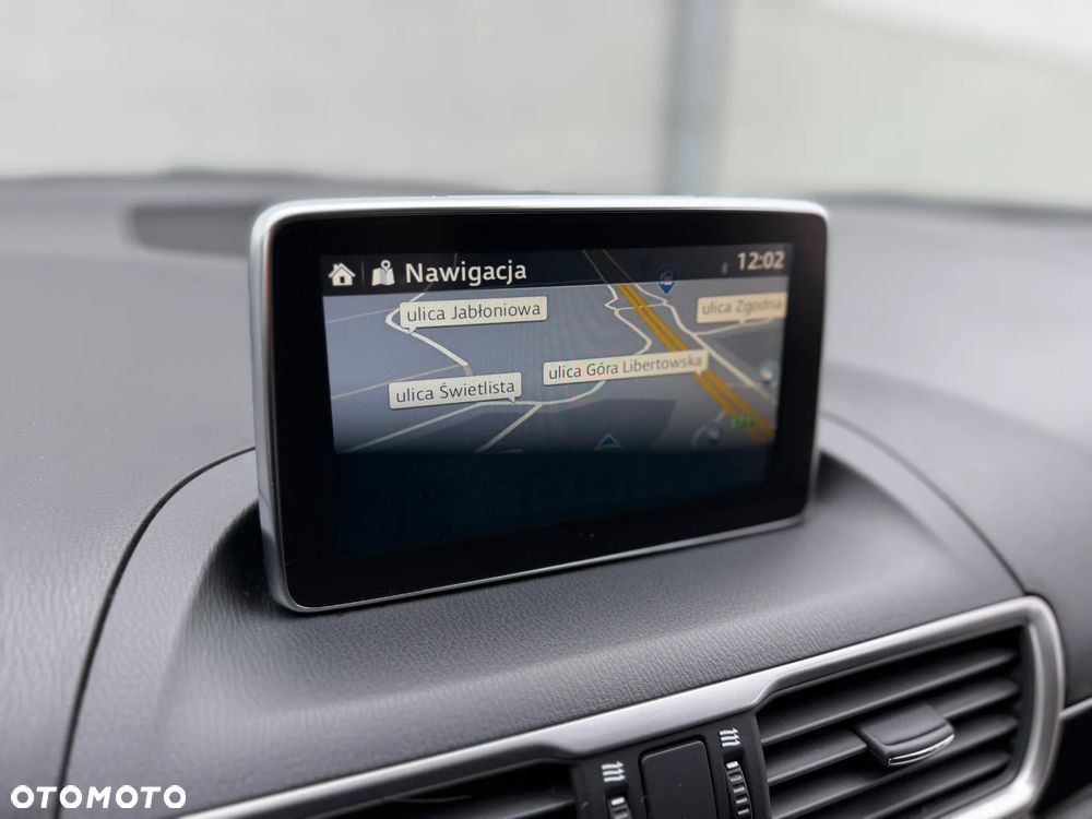 Mazda 3 SKYACTIV-G 120 NAKAMA - 39